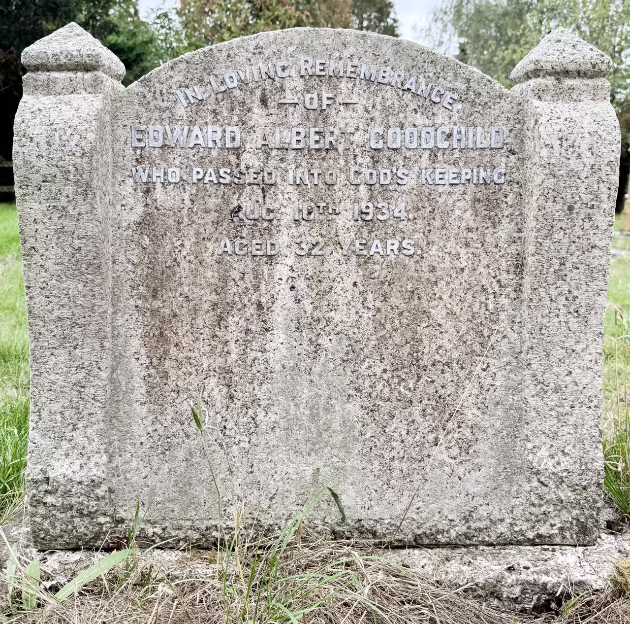 Headstone & kerbs